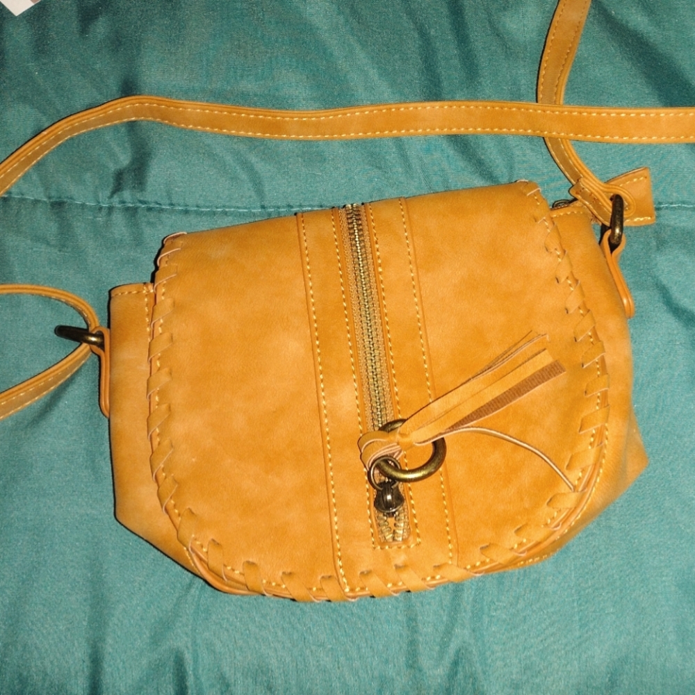 Crossbody purse